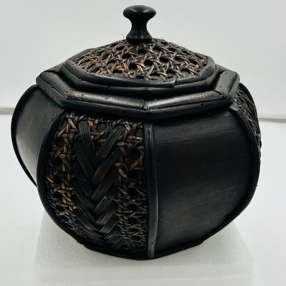 Vintage Chinese Woven Bamboo Wooden 8" Basket Box Trinket Stash Dark Brown w Lid - Picture 2 of 7